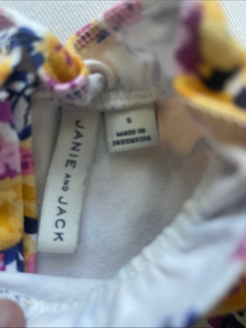 Janie and Jack White Girls 5 Floral Dress with Yellow and Pink Roses - Picture 2 of 9